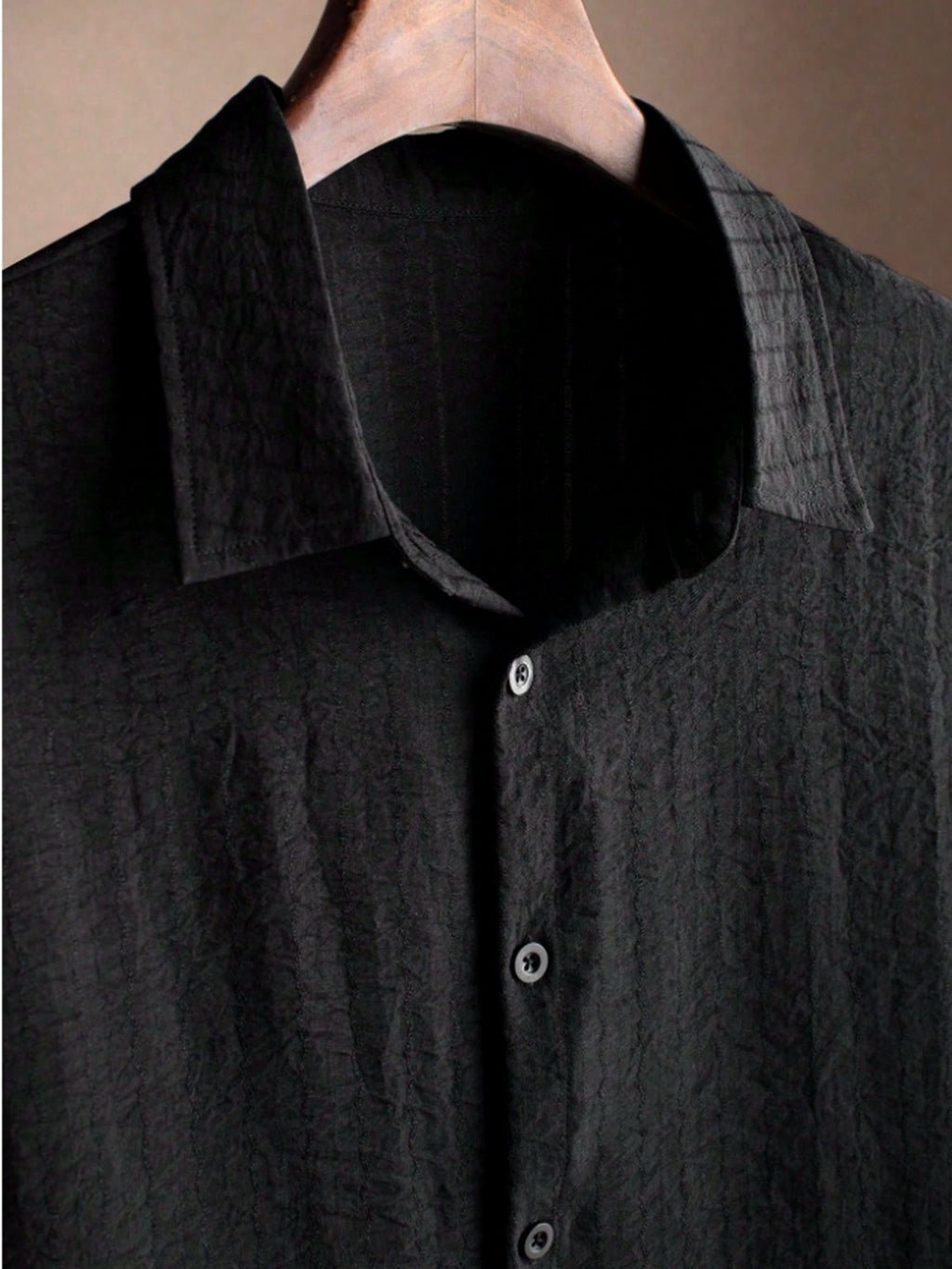 Conjunto Masculino Crinkle | Camisa Preta + Calça Branca | Old Money